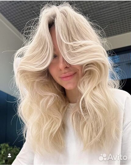 Модель на окрашивание волос