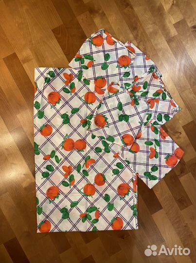 Скатерть и салфетки новые