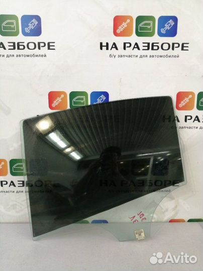 Стекло двери заднее левое Mazda 3 BL 1.6 2010