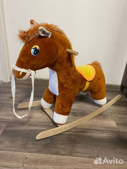 Лошадка качалка