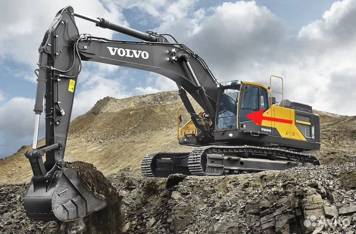 Стекло двери нижнее на экскаватор Volvo EC 480