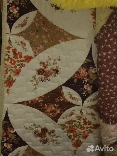 Покрывало печворк. Размер. 230 на 250 плюс две нав