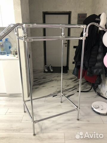 Вешалка напольная для магагзина