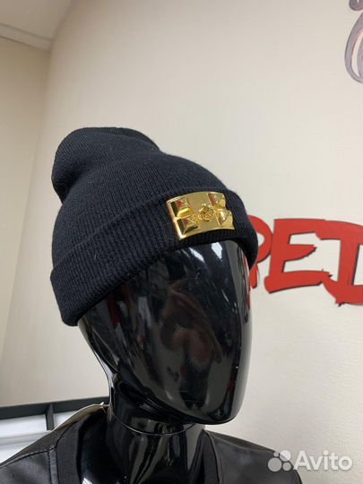 Шапка новая