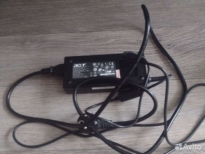 Зарядка для ноутбука 19v - 6.32a