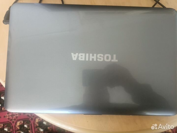 Ноутбук toshiba