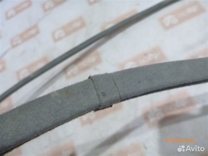 Уплотнитель Mitsubishi Pajero V25W 6G74 1998