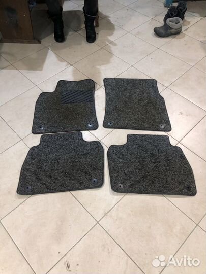 Автомобильные коврики Ленд Крузер 200