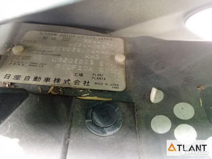 Петля дверная передний правый nissan serena