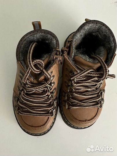 Ботинки детские 22