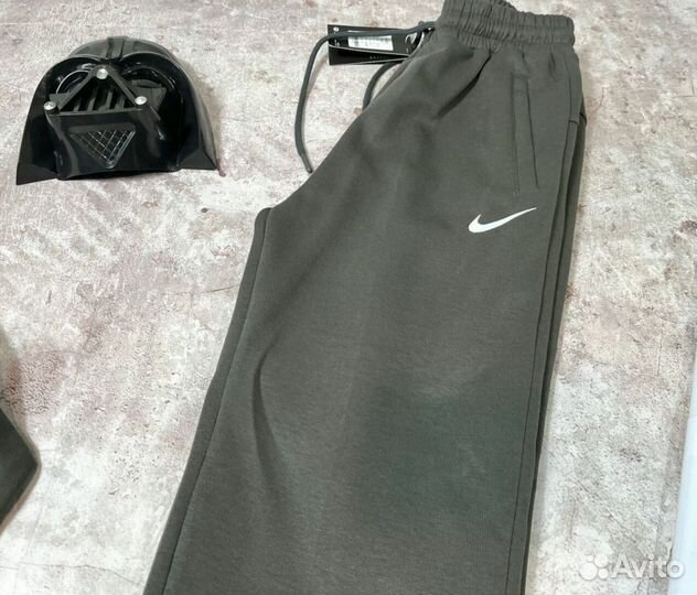 Спортивные костюмы Nike