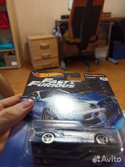 Hot wheels premium Nissan Skyline r34