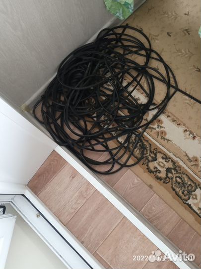 Уплотнитель оконный б/у бесплатно