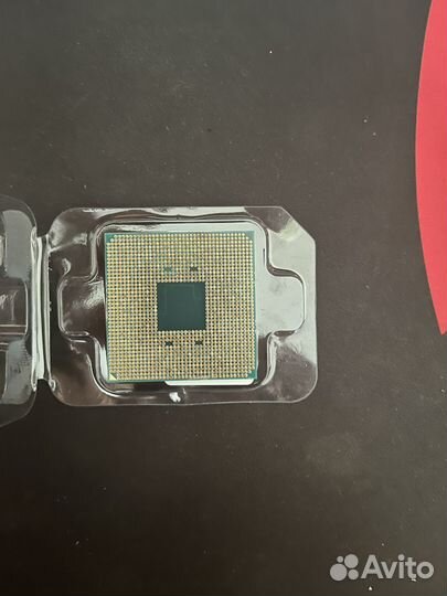 AMD Ryzen 3 2200G