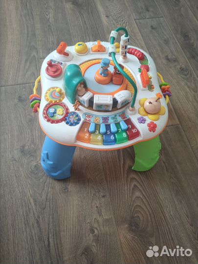 Развивающий столик