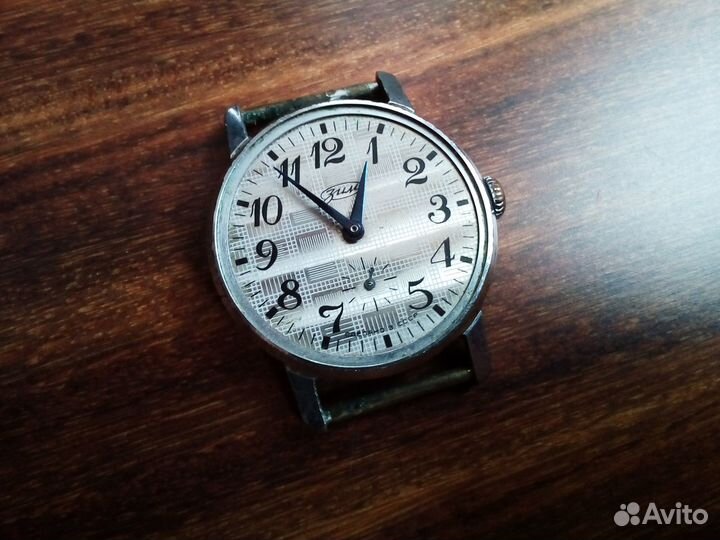 Винтажные часы из СССР