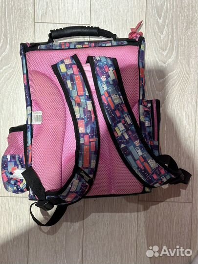 Рюкзак школьный