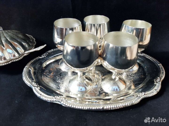 Набор поднос с рюмками