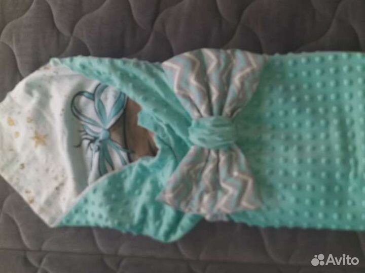 Бортики в кроватку малыша