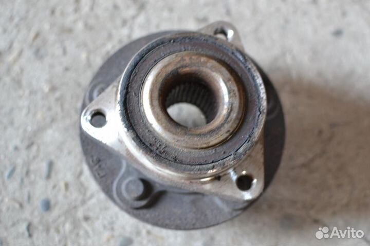 Ступица передняя opel Astra J