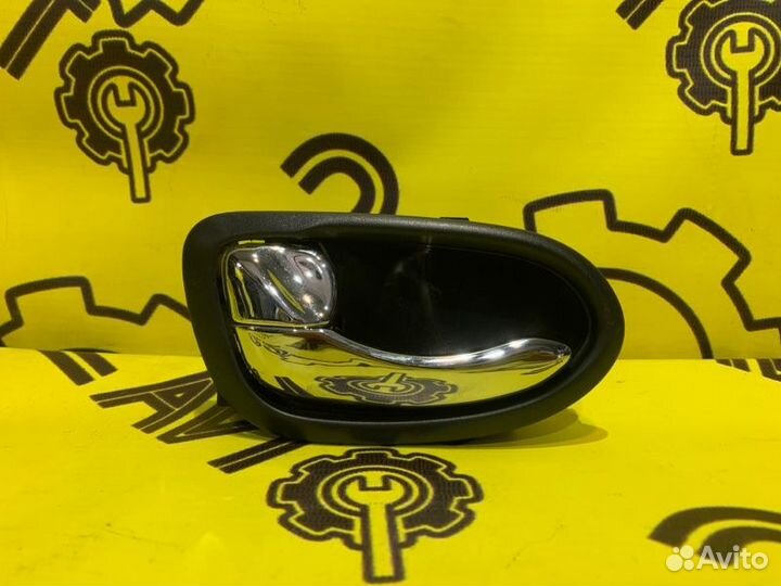 Ручка двери внутренняя задняя левая Nissan Primera