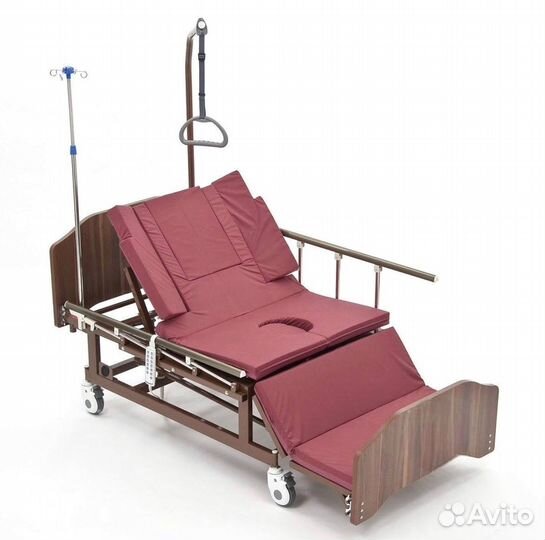 Медицинская кровать для лежачих больных