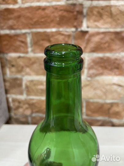 Бутылка стеклянная 0,7 л зеленая