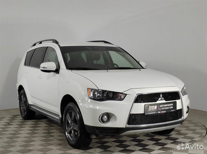 Mitsubishi Outlander 2.2 CVT, 2010, 192 663 км