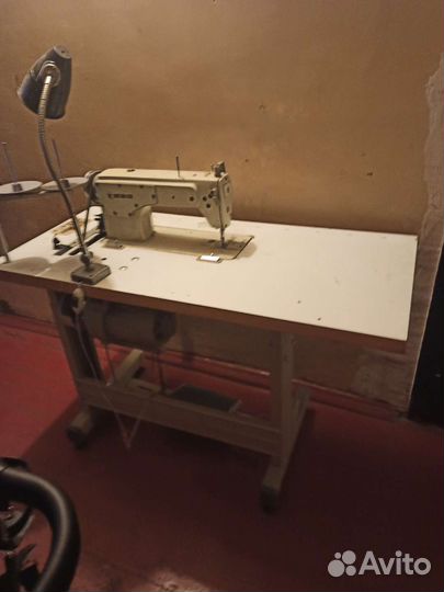 Швейная машина