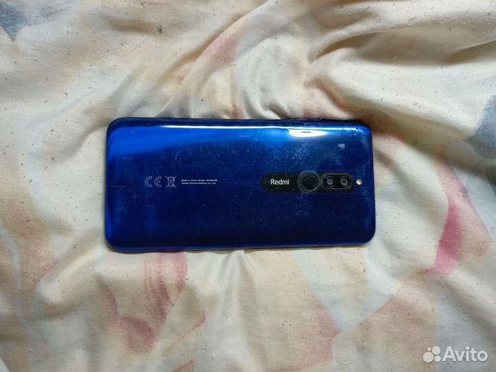 Xiaomi Redmi 8, 3/32 ГБ