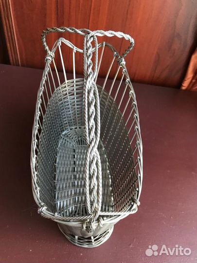 Корзинка подставка для бутылки металл