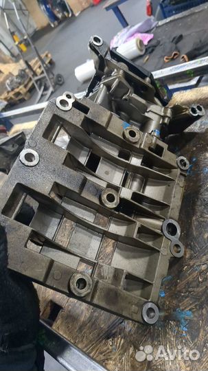 Насос масляный BMW X3 E83, 2009