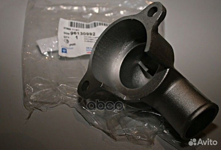 Крышка термостата 96130992 general motors