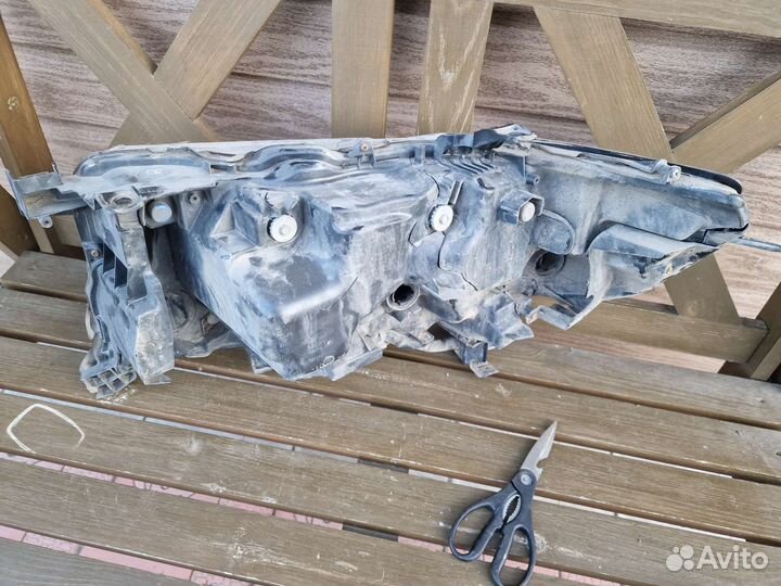 Фара toyota land cruiser 200 2016