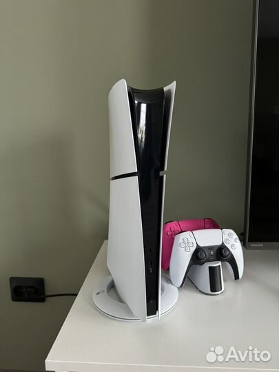 Sony playstation 5 slim digital / 2 геймпада