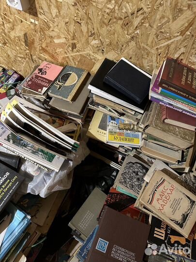 Книги отдам бесплатно