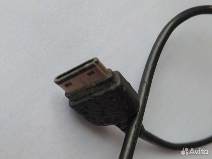 Провода и зарядные устройства для старых телефонов