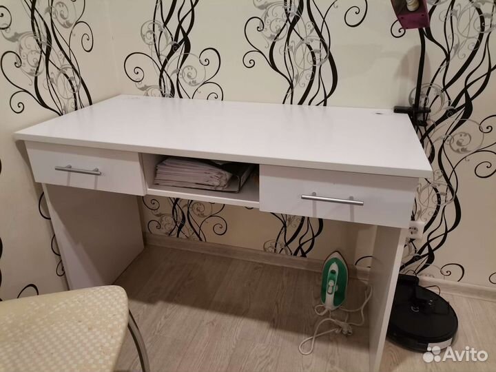 Письменный стол IKEA бу