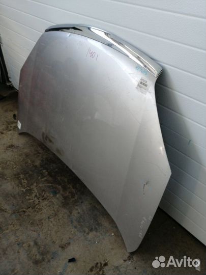 Капот Nissan Lafesta B30