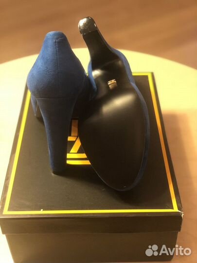 Женские туфли Pour La Victoire