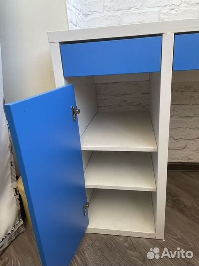 Письменный стол IKEA mikke