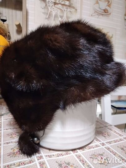 Шапка норковая коричневая женская