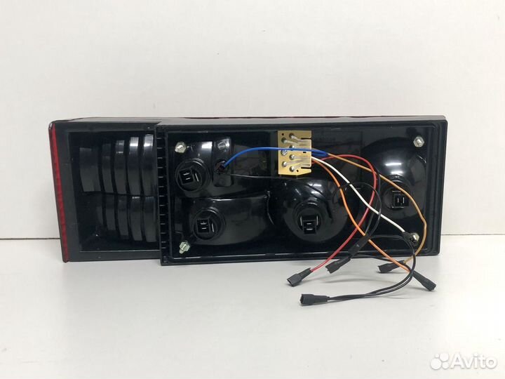 Фонарь задний правый LADA 2114 2001-2013