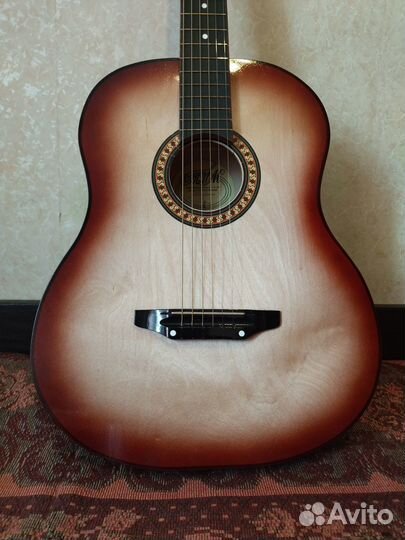 Aкустическая гитара