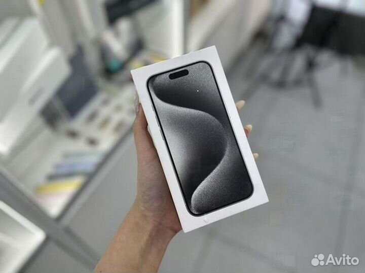 iPhone 15 Pro, 256 ГБ