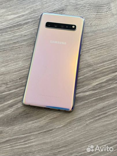 Samsung Galaxy S10 5G Single sim, 8/256 ГБ