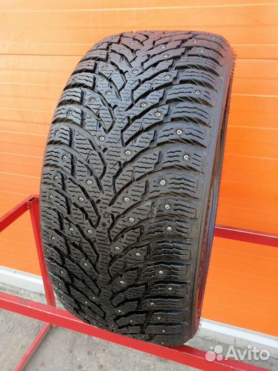 Nokian Tyres Hakkapeliitta 9 255/40 R19 92G