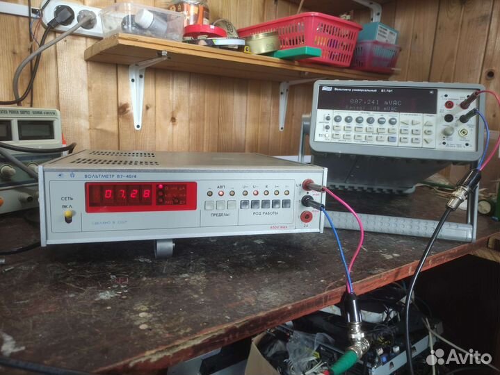 Вольтметр в7-40/4