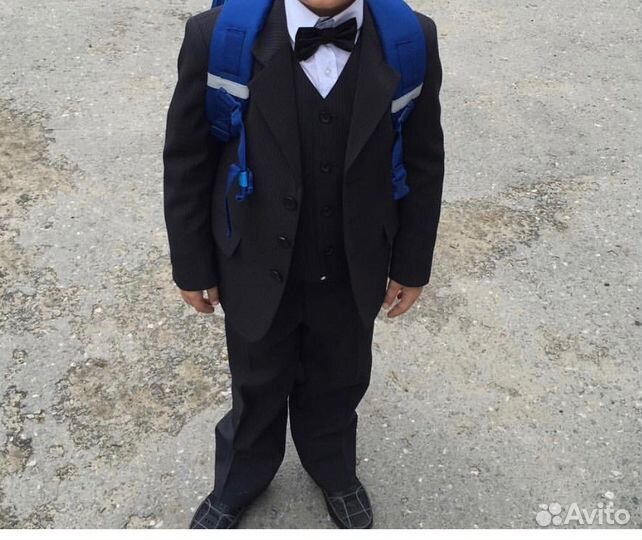 Костюм в школу (тройка: пиджак, жилет, брюки)