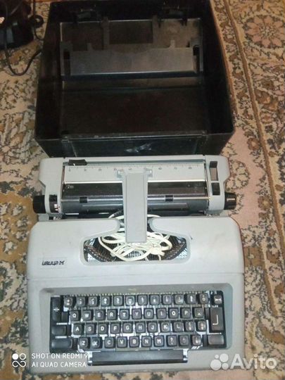Пишущие машинки Москва 8М, Любава, Ивица. Бумага